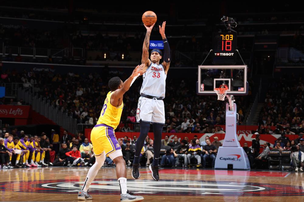 发了广泛的 发了广泛的