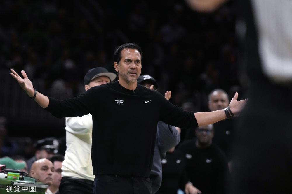 将们纷纷展 将们纷纷展